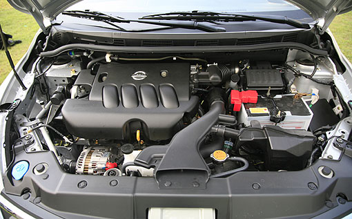 Nissan全新开发的新世代轻量化的MR18全铝合金引擎,不以性能为主要诉求,轻量化与高效能的表现,成了Tiida在节能成效的核心。